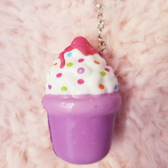 SUNDAY SALE Vanilla pink icecream squishy keychain - Picture 3 of 3